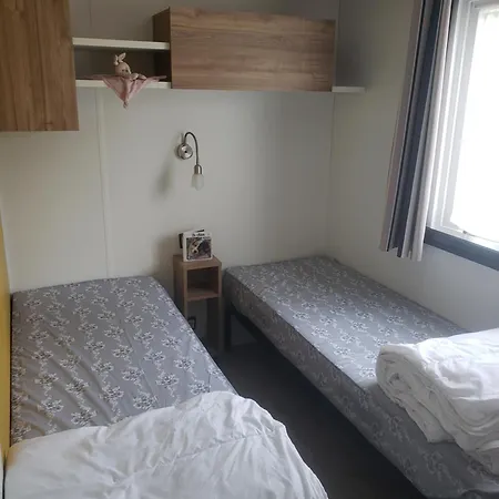 Mobil-home 3 *